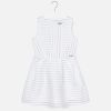 Белое платье Mayoral 6941-18
